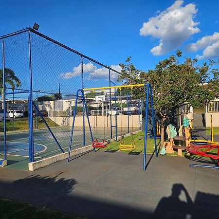 Apartamento Encantador Estacionamento Incluso Sarandi  Buitenkant foto